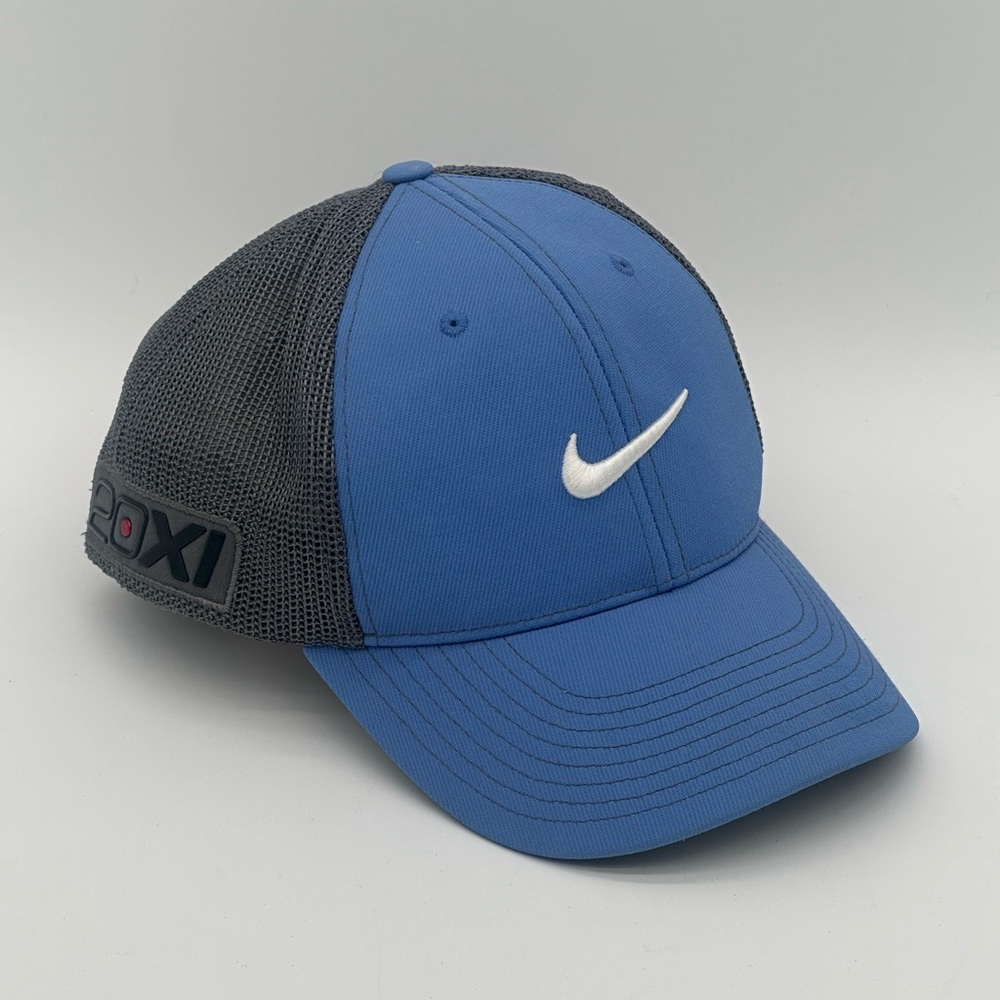 Nike golf hat 20XI Vr flex fit. One size. Clean!